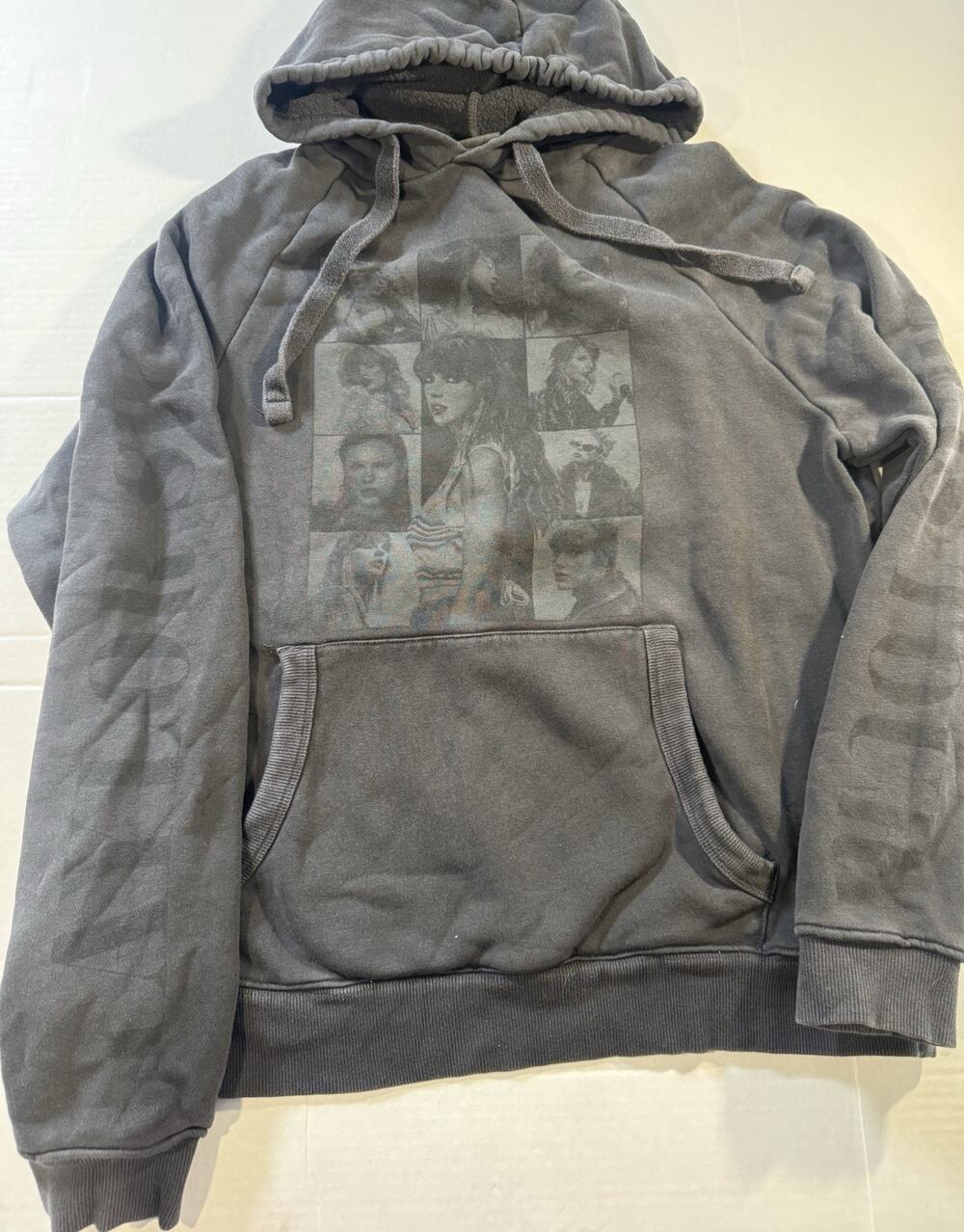 Taylor Swift The Eras Tour Small Gray Pullover Hoodie Sweatshirt Music